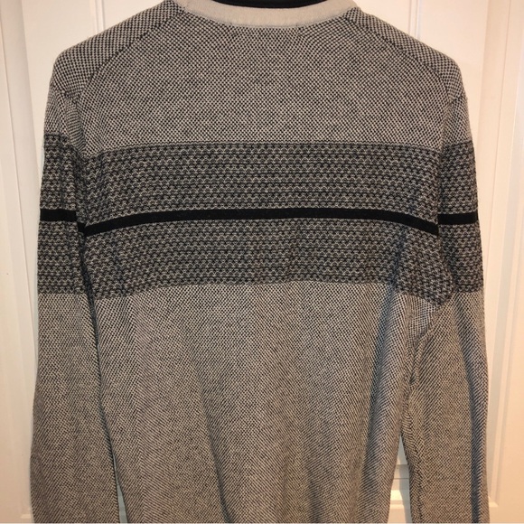 Michael Kors Sweater Mens sz M Striped Black White Gray Authentic - Picture 6 of 8